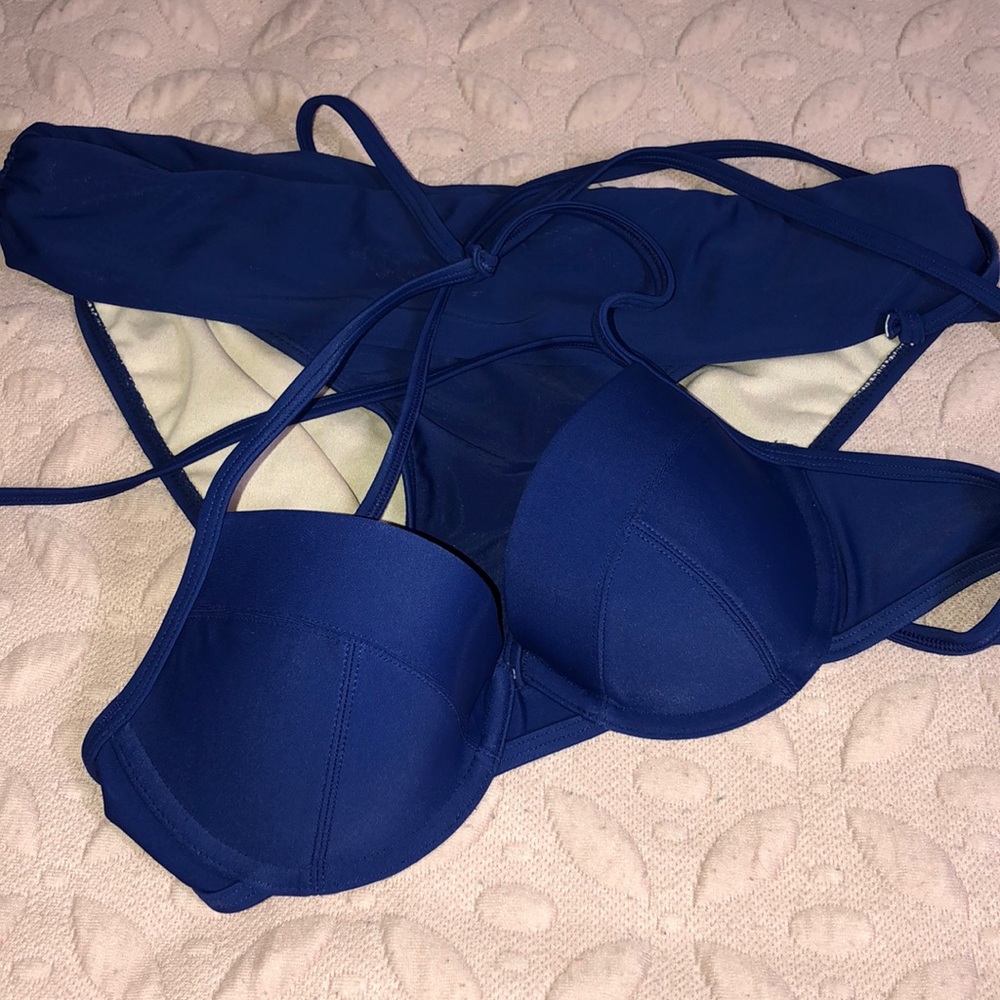 💙💛 Bathingsuit TOP 💙ONLY